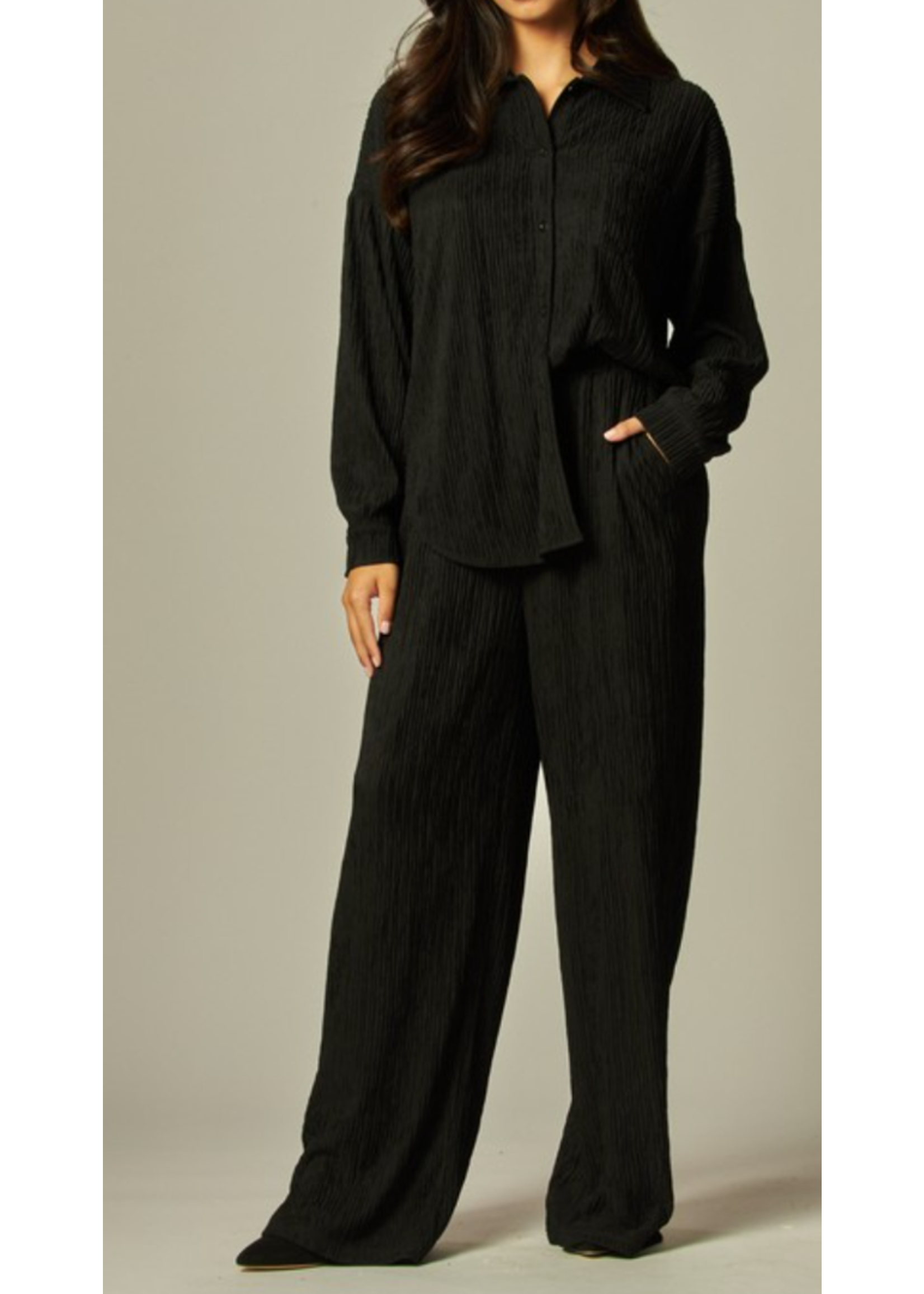 2PCLOUNGE - Crinkled Button Down Shirt Loungewear Set
