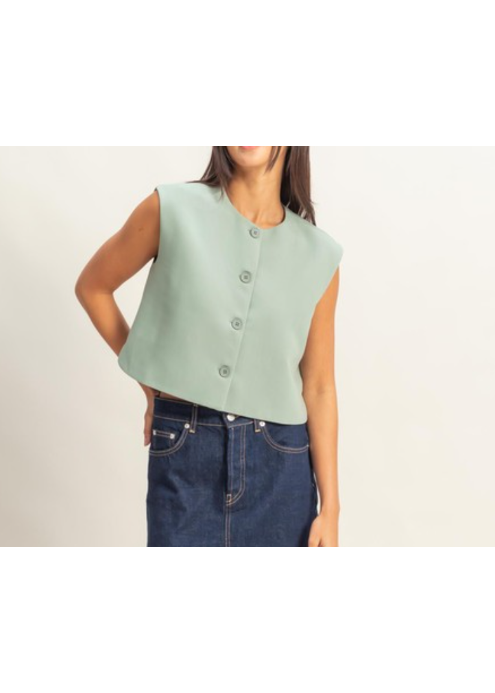 HFDZ25C597 - Woven Sleeveless Buttoned Vest Top