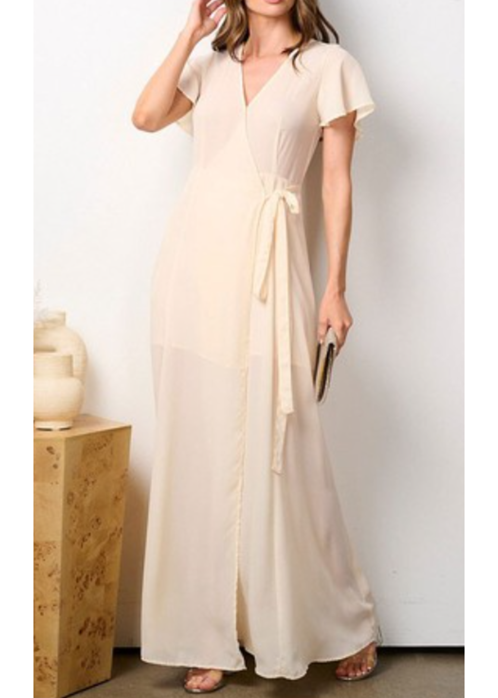 RURVWT54702 - SHORT RUFFLE SLEEVE SELF TIE WRAP GOWN