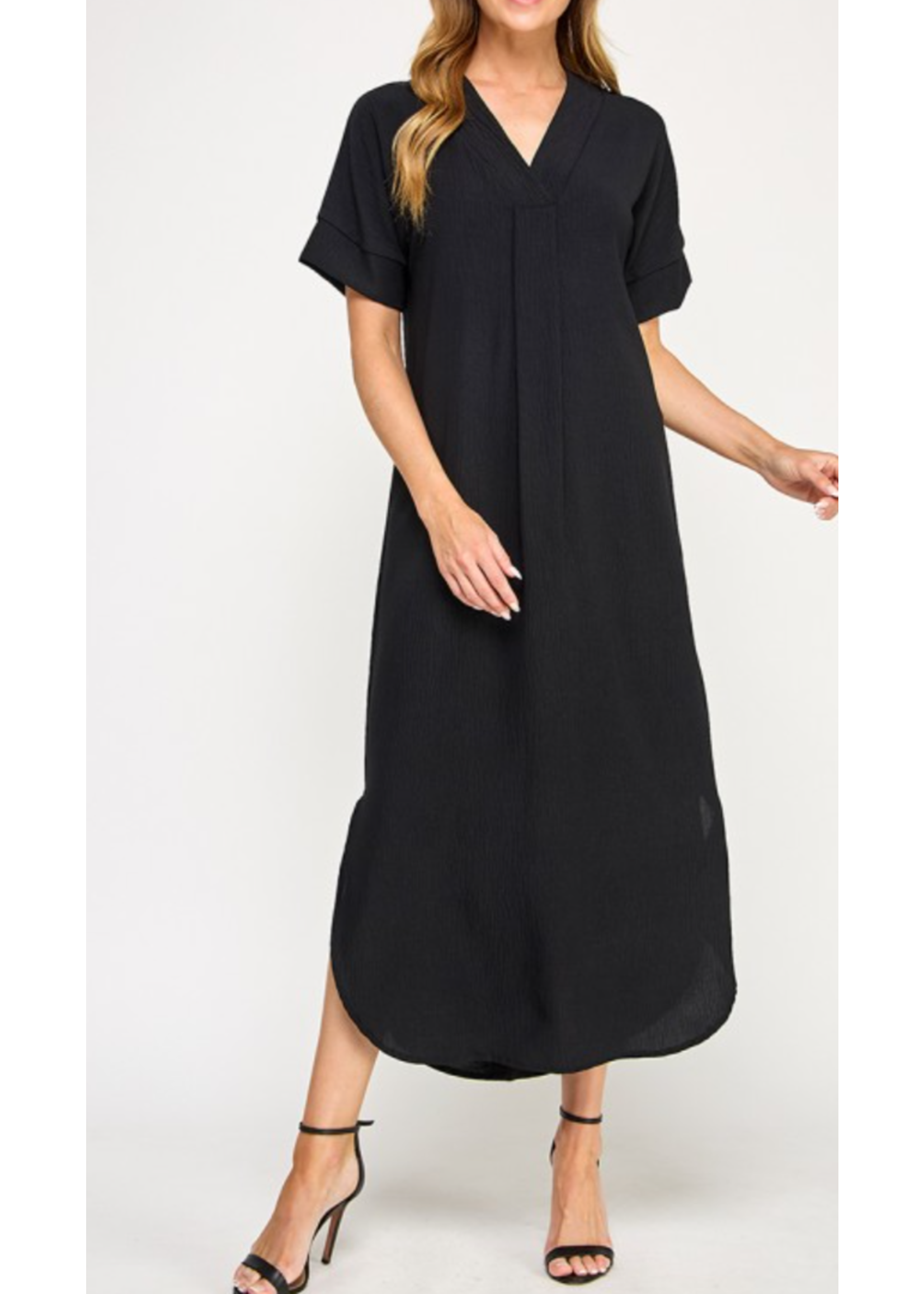 2HD4105 - SOLID MAXI DRESS W VNECK AND FRONT PLEAT DETAIL