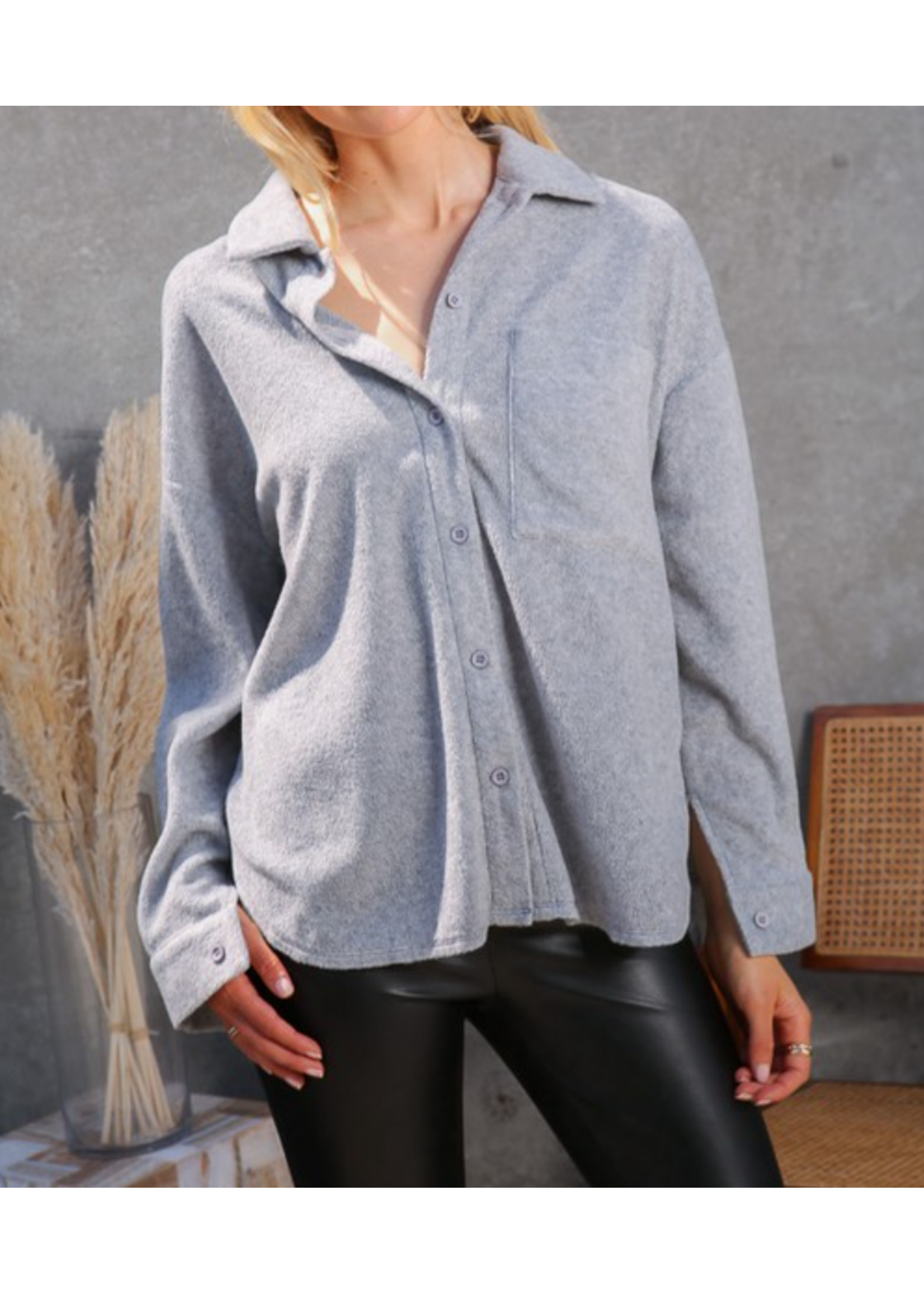 TGTMWN10948 - Soft And Cozy Button Down Top