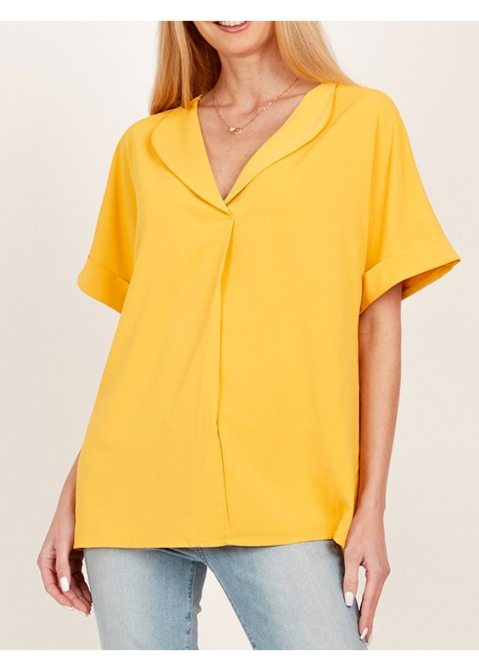 SLSPT5068P - Plus Solid Collared Short Sleeve Boxy Top