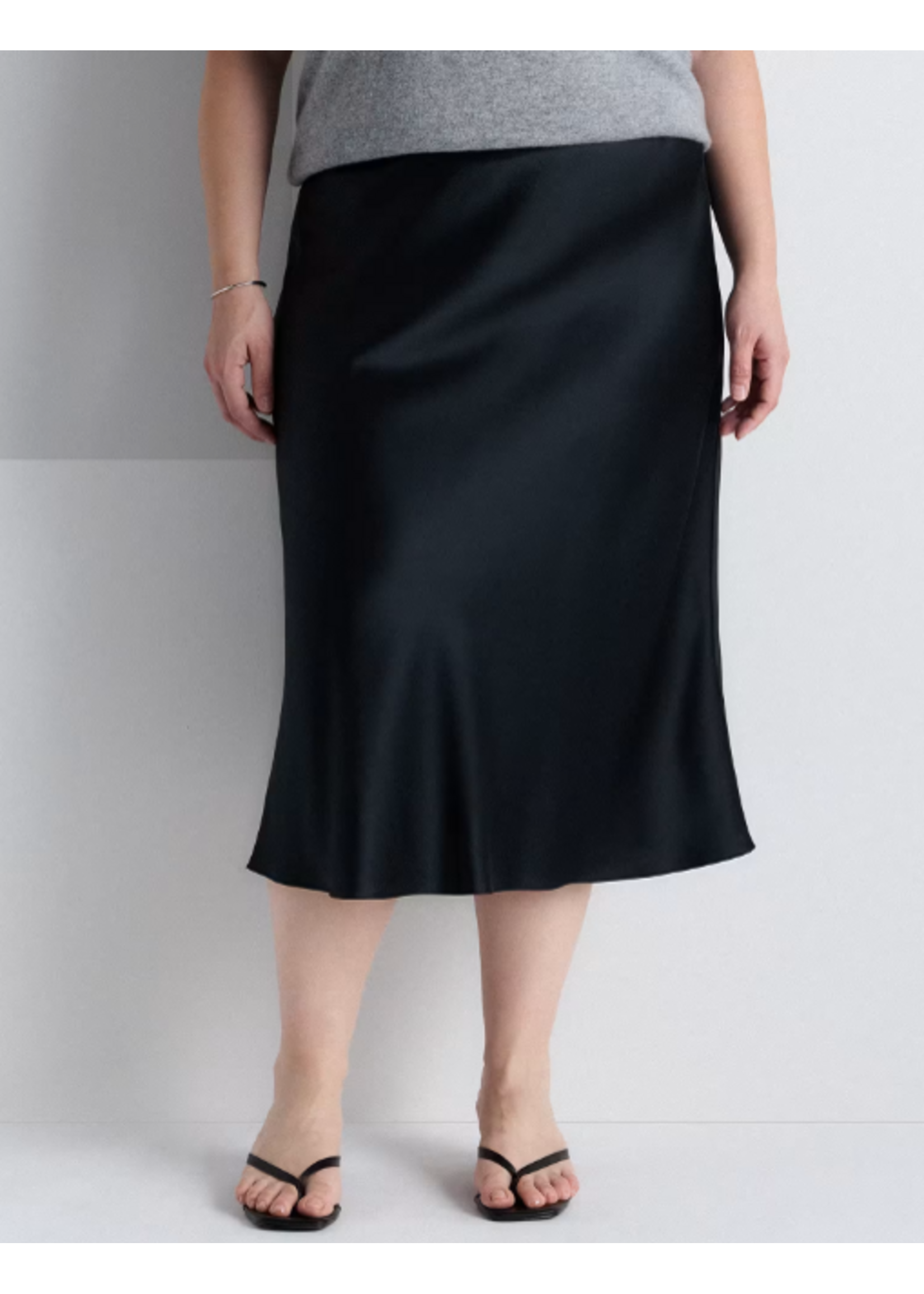 CMZA7579S - PLUS SIZE SATIN KNIT ELASTIC WAIST A LINE MIDI SKIRT