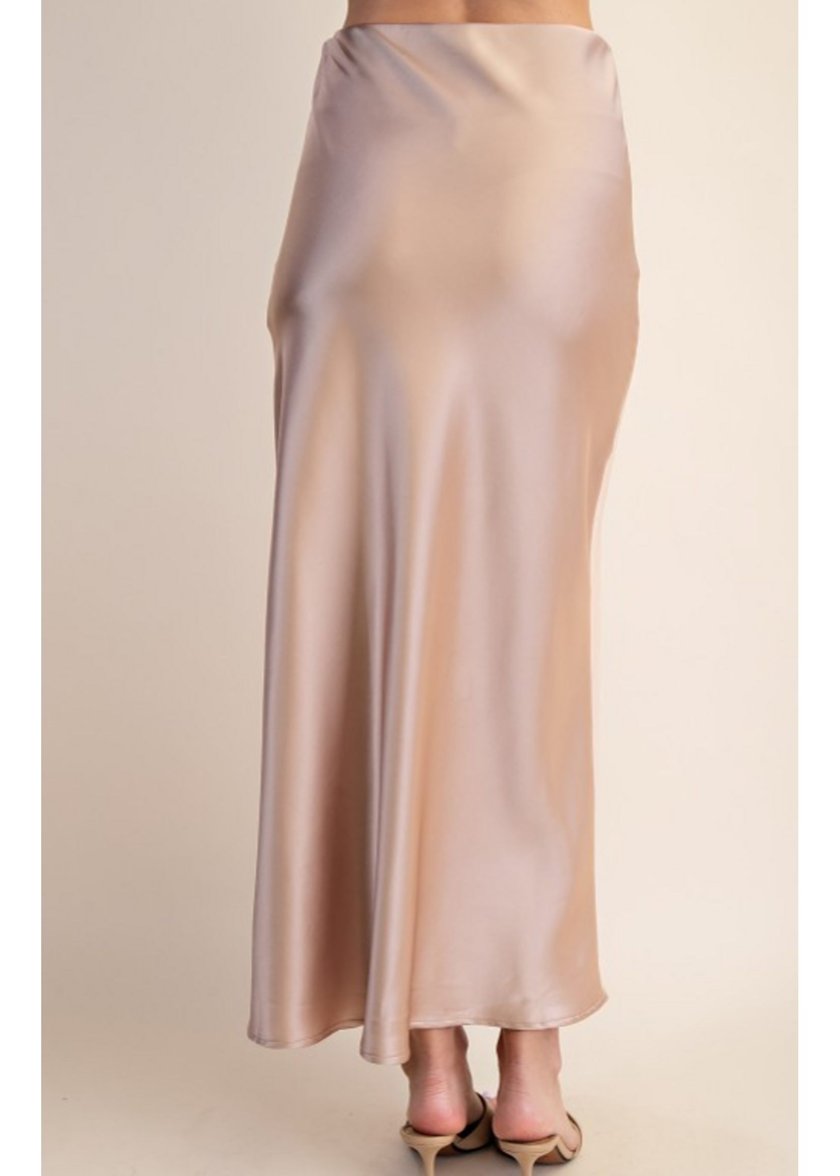 GMGS8384 - Satin Skirt w Elastic Waist