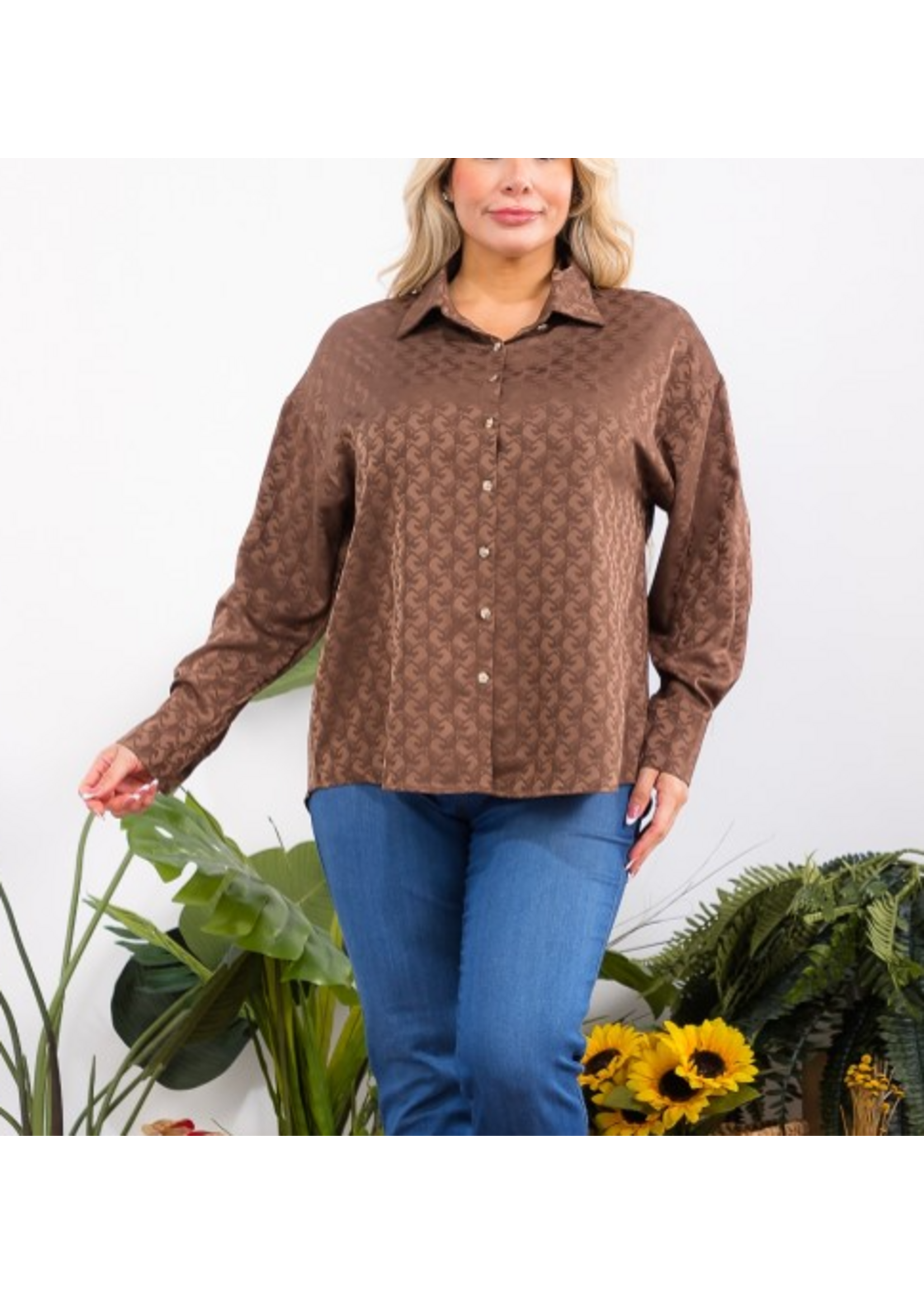 FS5693 -  Plus Size Long Sleeve Graphic Satin Shirt