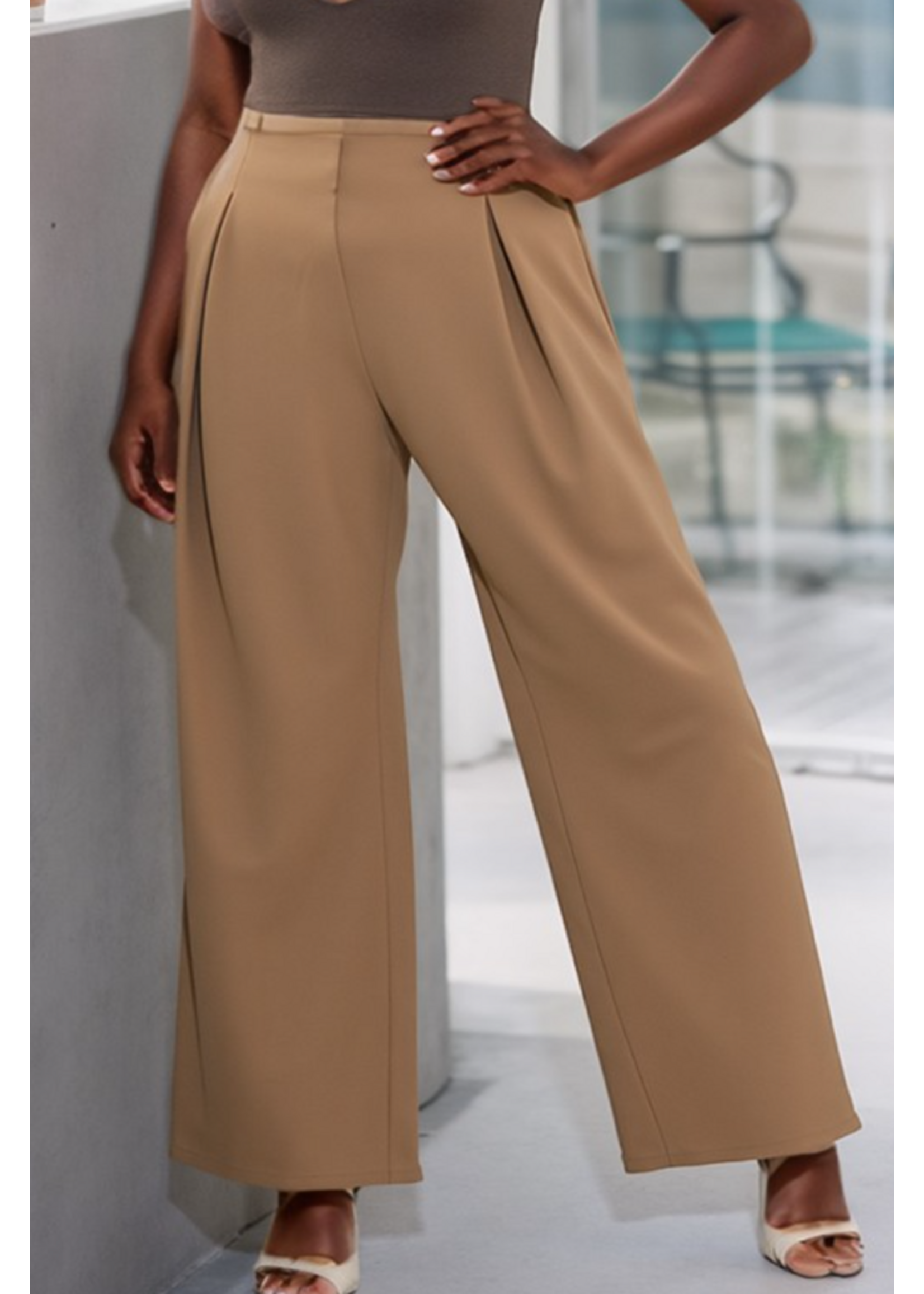 J2J66724 - Plus Solid Side Zipper Straight Leg Pants