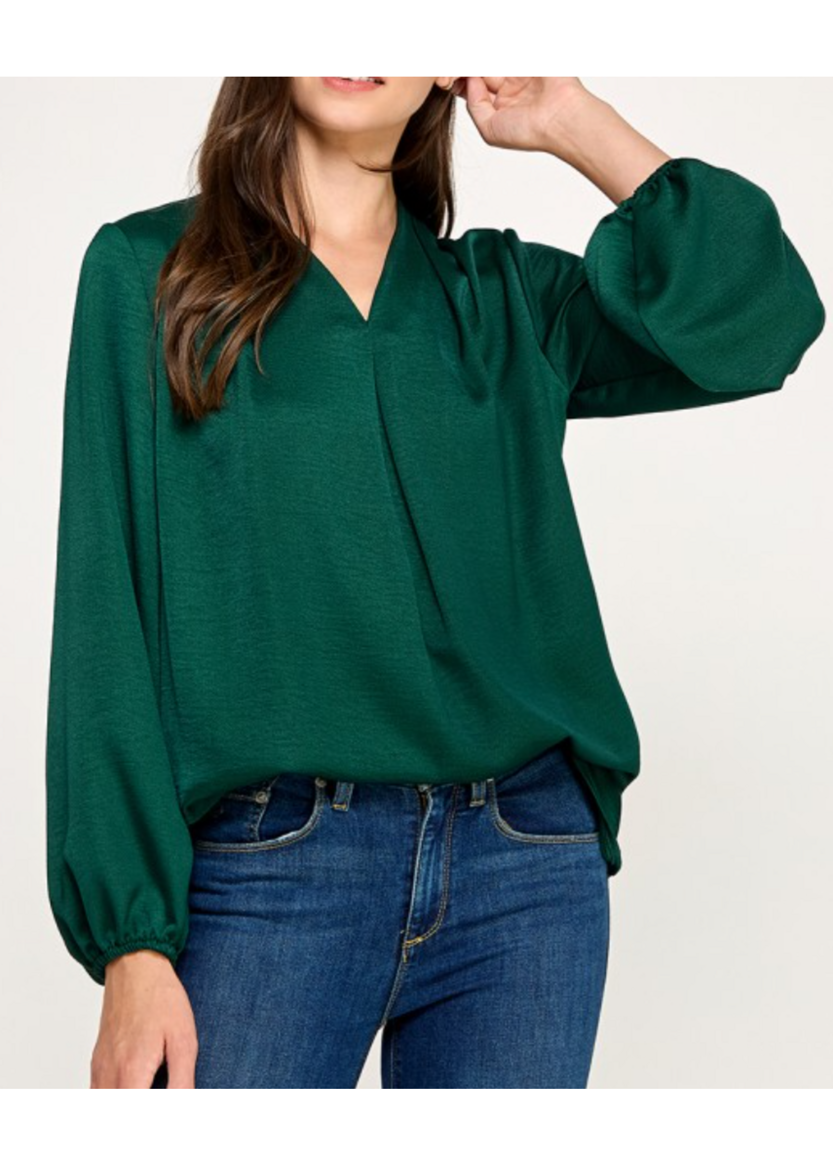 2HT4127 - SATIN VNECK TOP W LONG SLEEVE AND ELASTIC CUFF ON THE WRIST