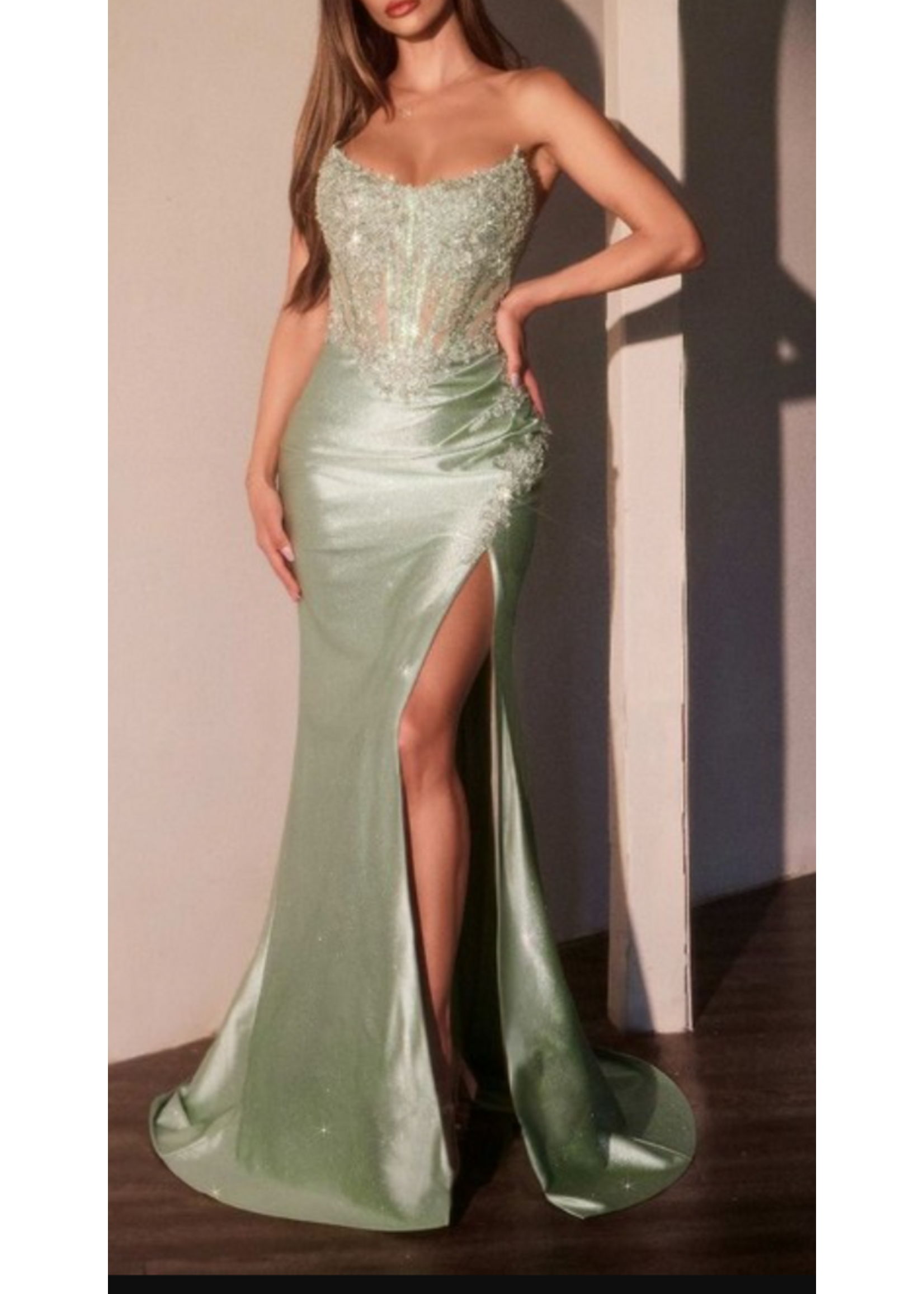 LDCC475 - STRAPLESS FITTED GOWN WITH LACE AND BEADED DETAILING