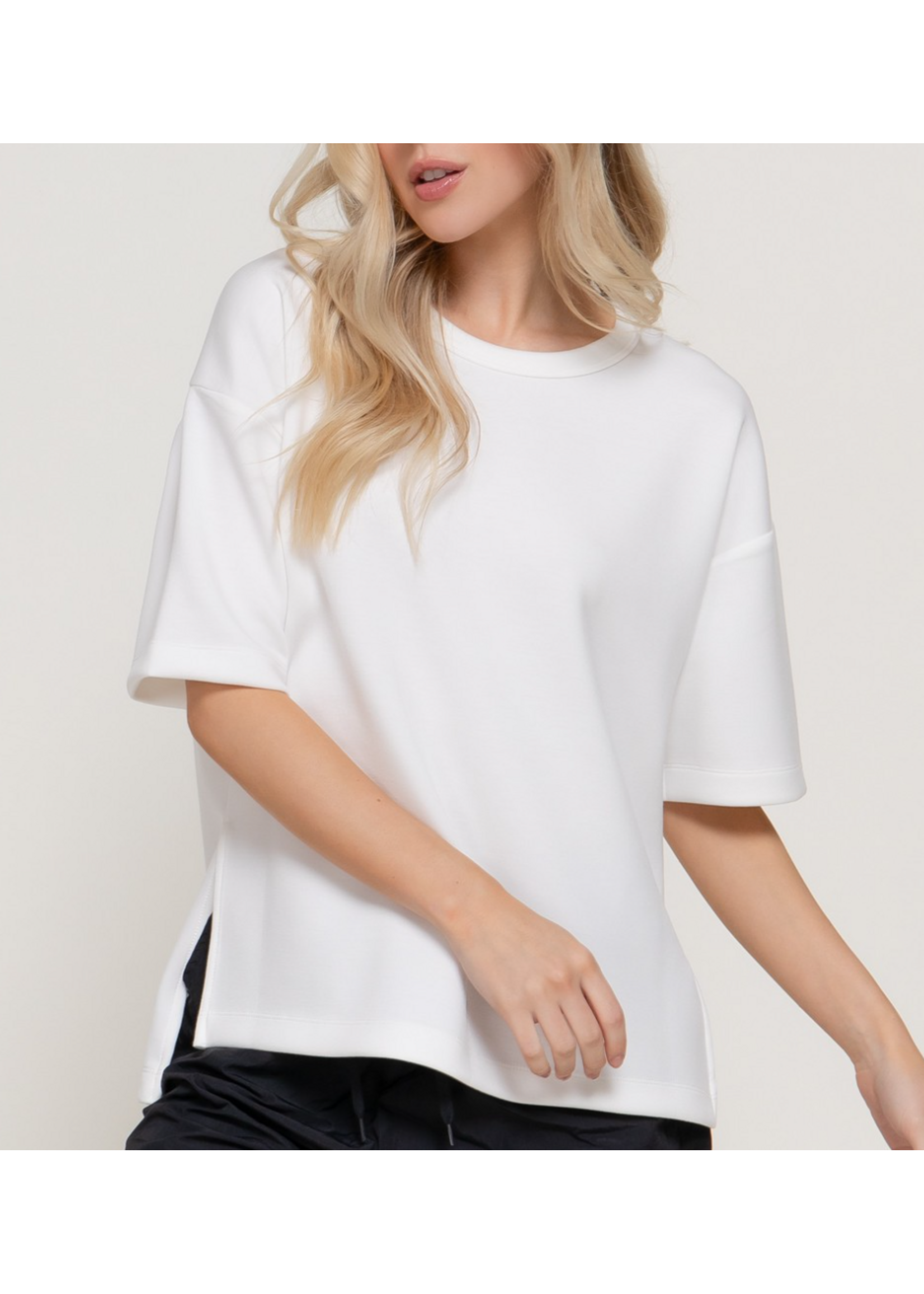 ABT15153 - SHORT SLEEVE OVERSIZE SOFT SCUBA KNIT TOP