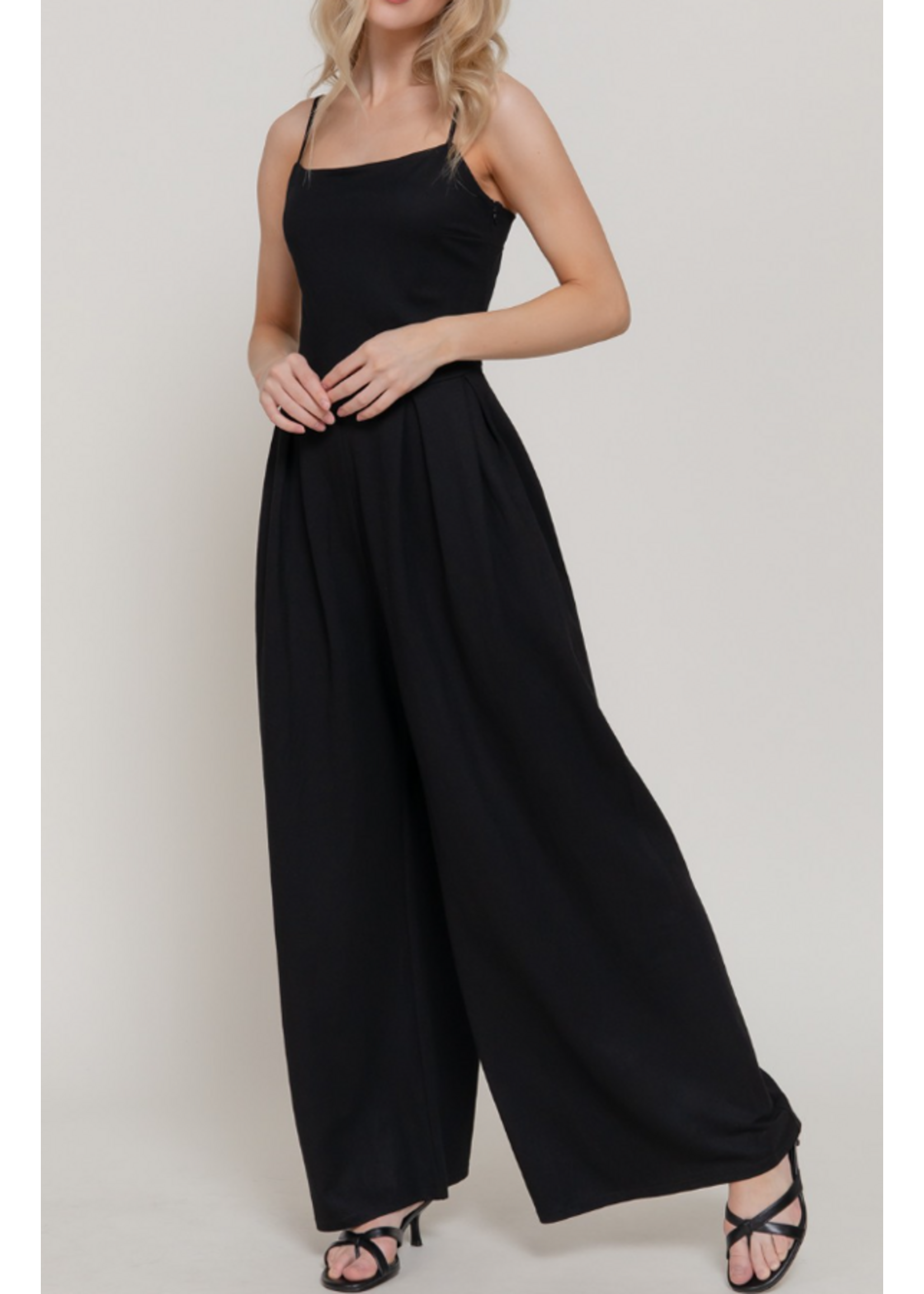 ABP15320  - Straight Neck Pleated Jumpsuit