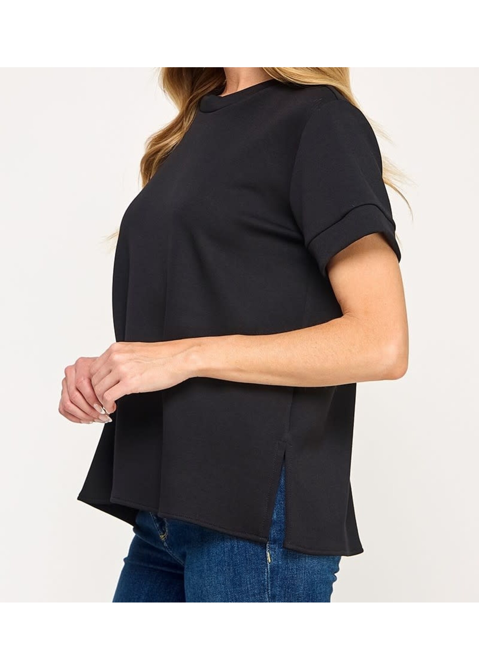 2HT4101M - SCUBA KNIT SHORT SLEEVE ROUND NECK SIDE SLIT TOP