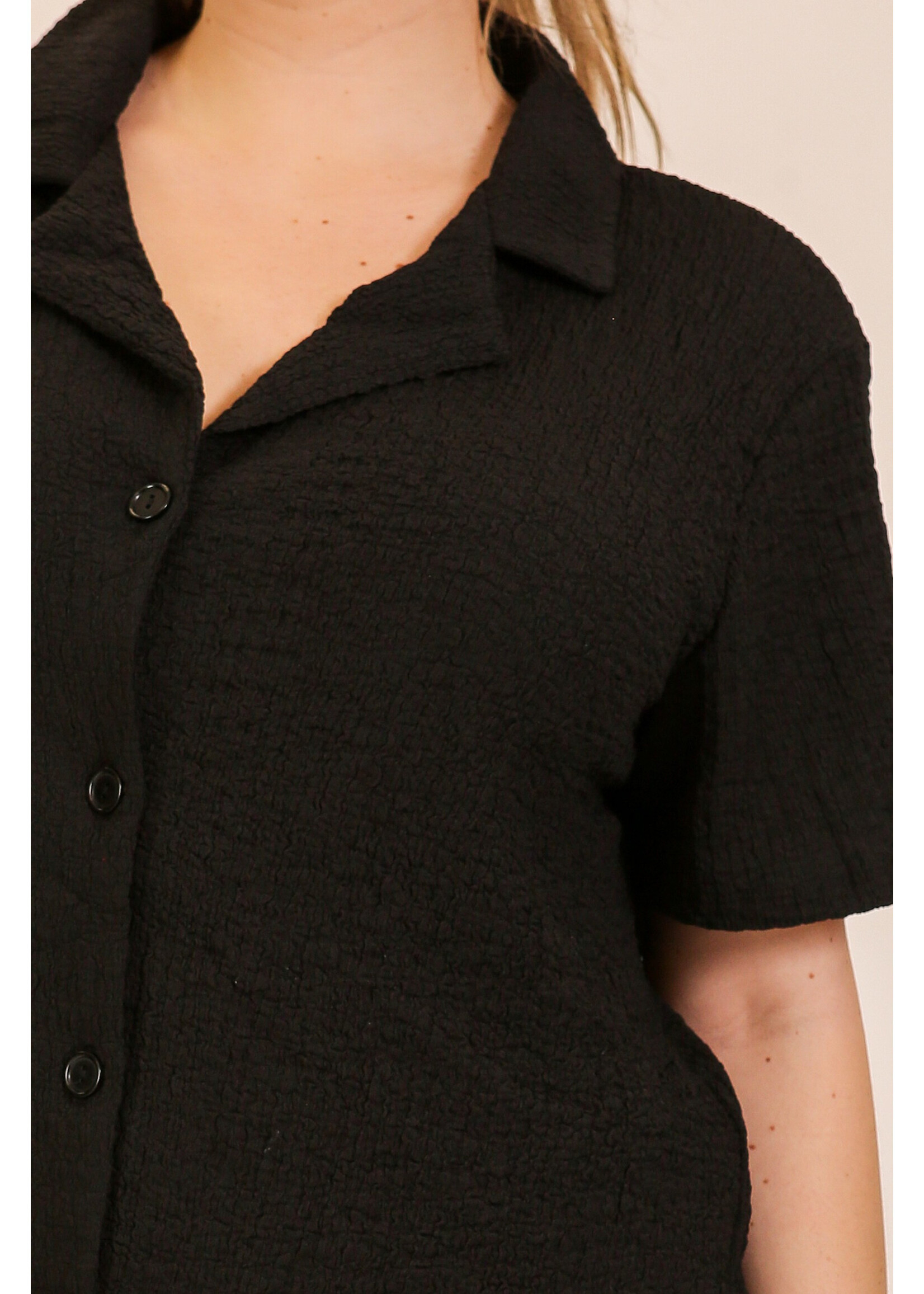 TMWN11434X - PLUS TEXTURED COLLARED SHORT SLEEVE BUTTON-UP TOP