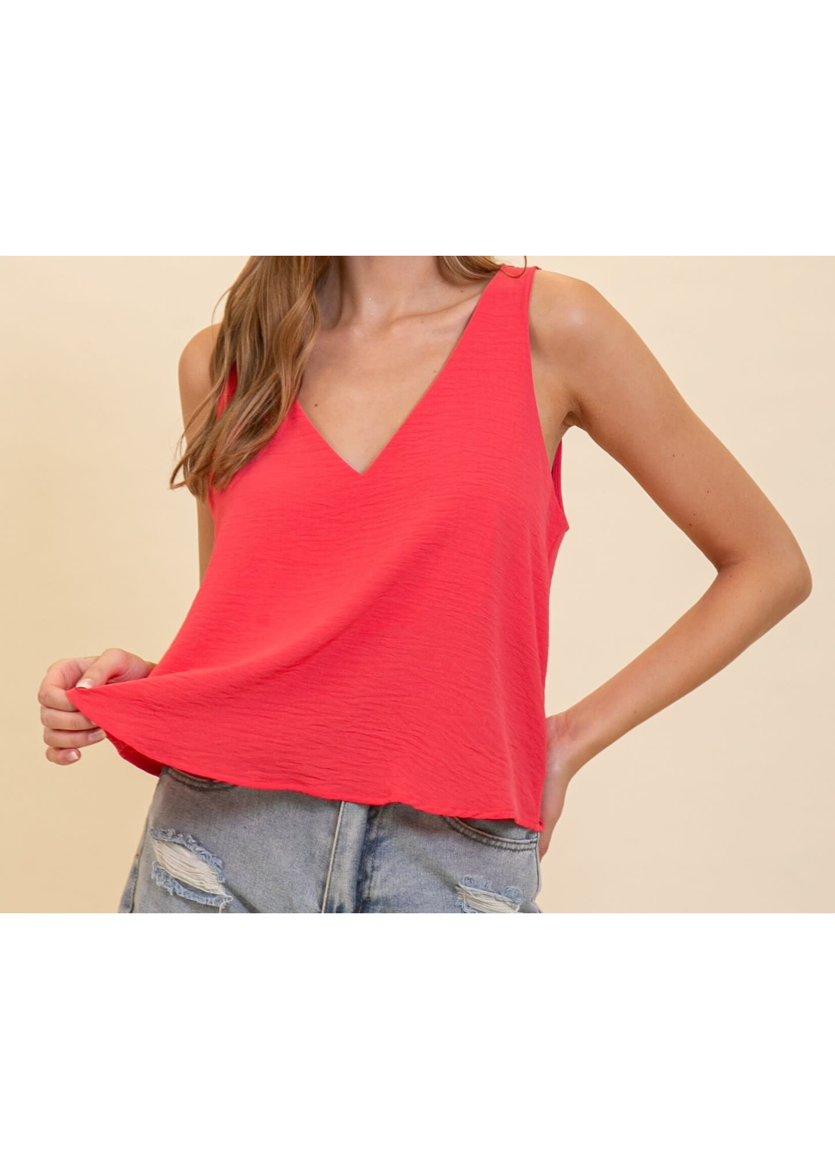 TMMN1583 - AIRFLOW VNECK CAMI TOP