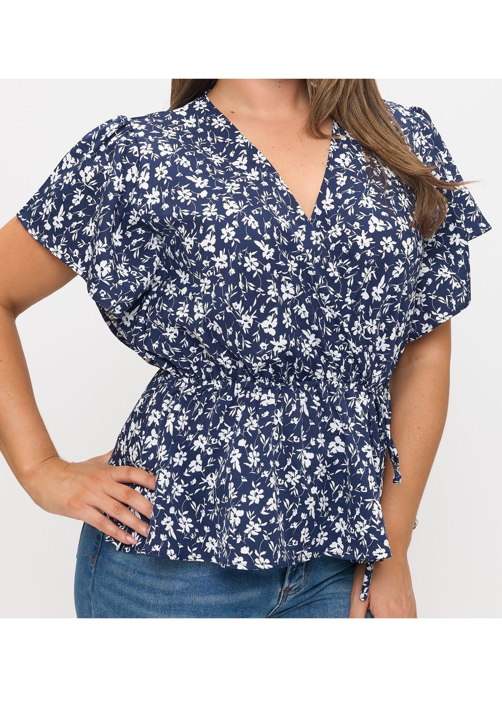 TPIT6606 - PLUS FLORAL FLUTTER SLEEVE SURPLICE PEPLUM TOP