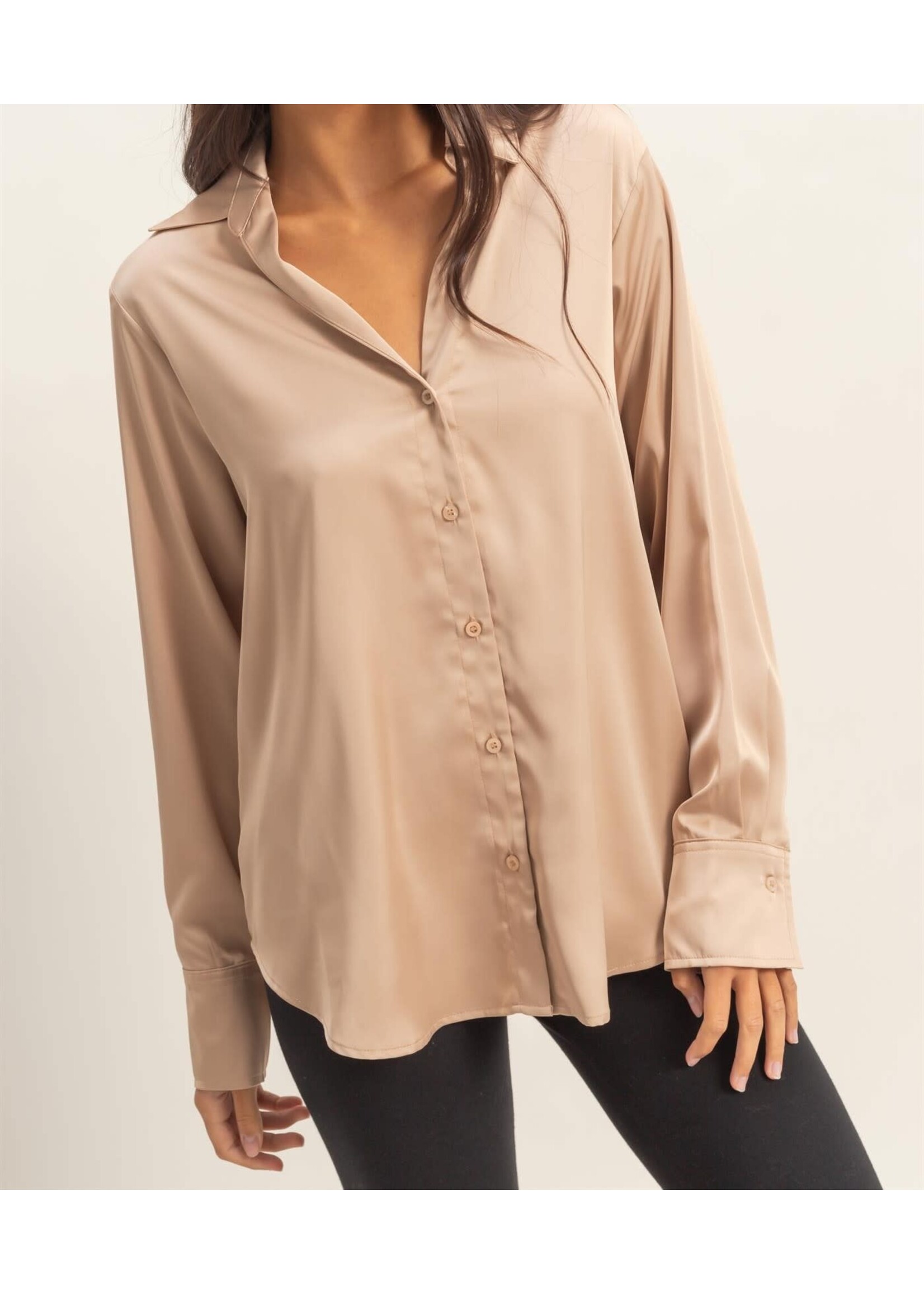 HFDZ26A278 - SATIN CLASSIC COLLAR BUTTON UP TOP