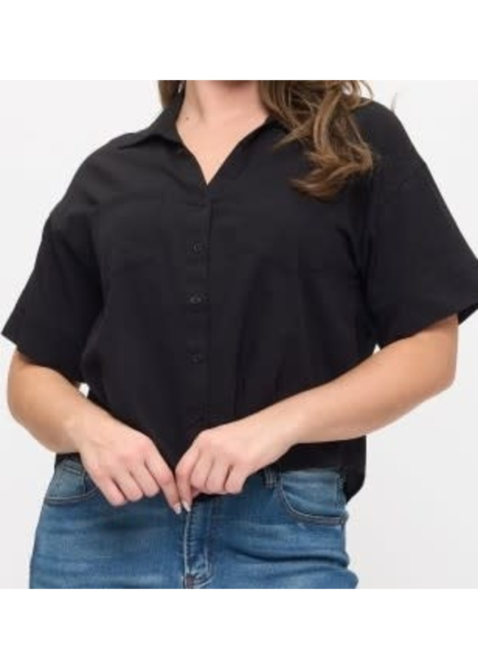 TPIT6325 - PLUS SHORT SLEEVE BUTTON-UP TOP