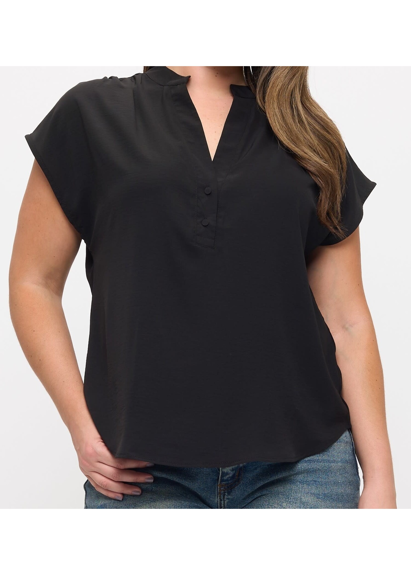 TPIT6611 - PLUS SOLID SHORT SLEEVE V-NECK TOP