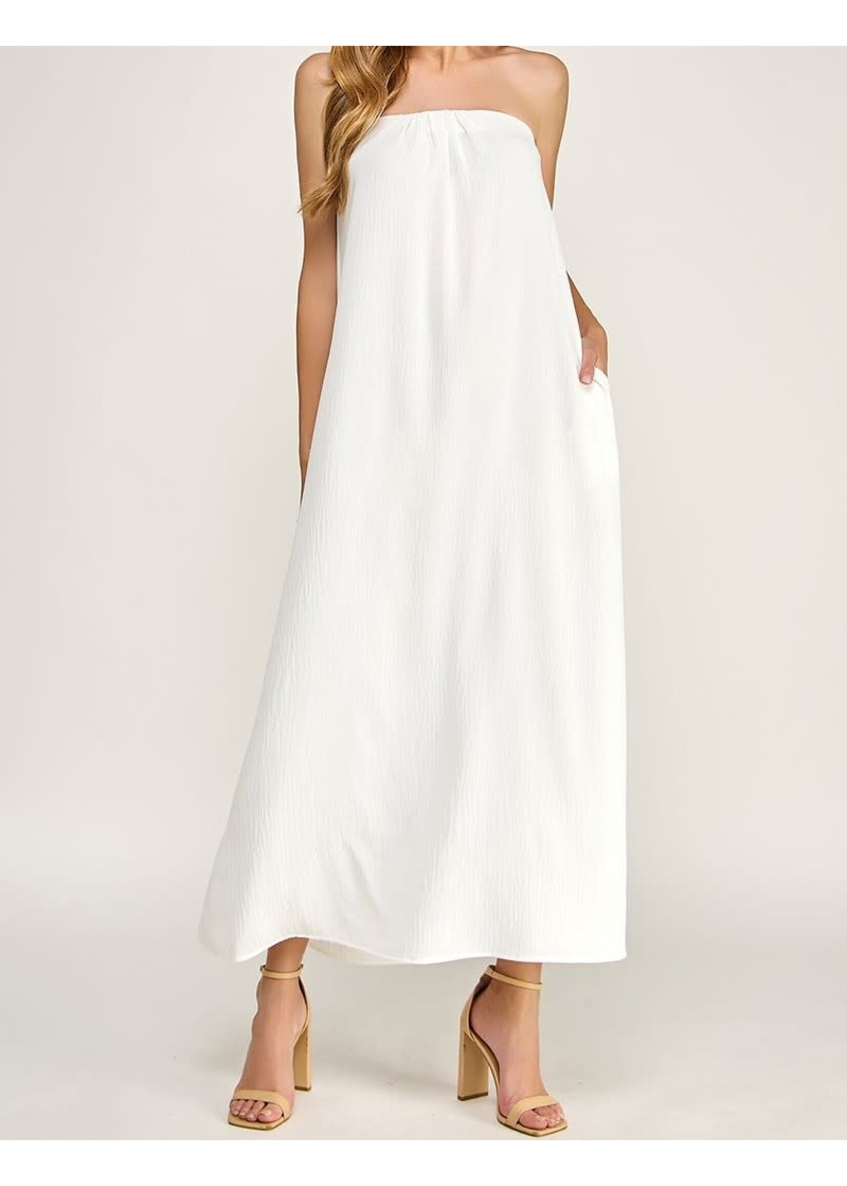 2HD4172 - STRAPLESS GATHERED DETAIL CENTER BUST MAXI DRESS