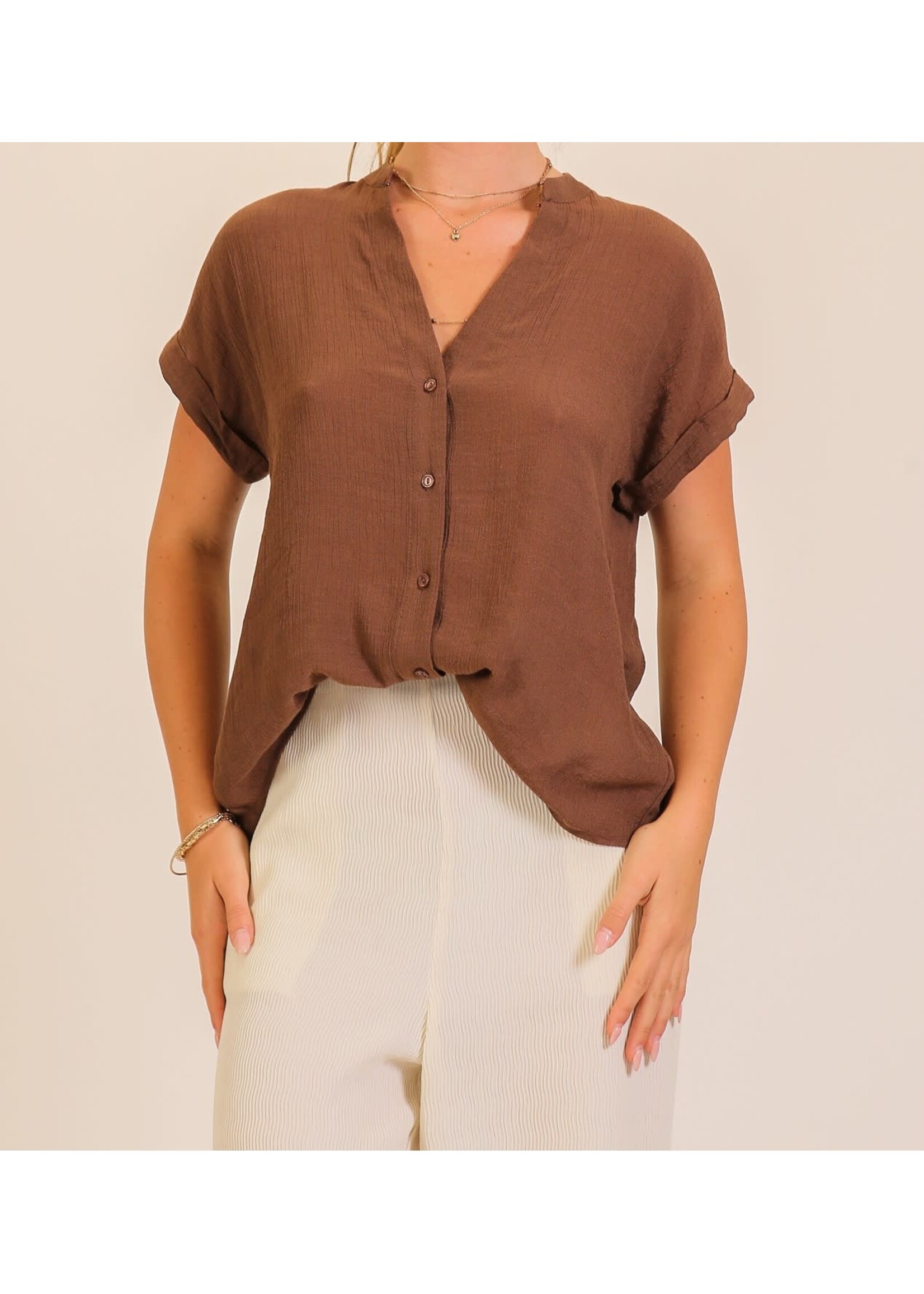 TMWN9962 - TEXTURED GAUZE VNECK, FRONT BUTTON, ROLLED CUFF  SHORT SLEEVE TOP