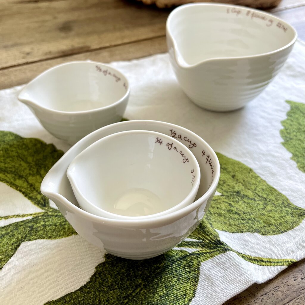 Set of Measuring Cups - Ivory