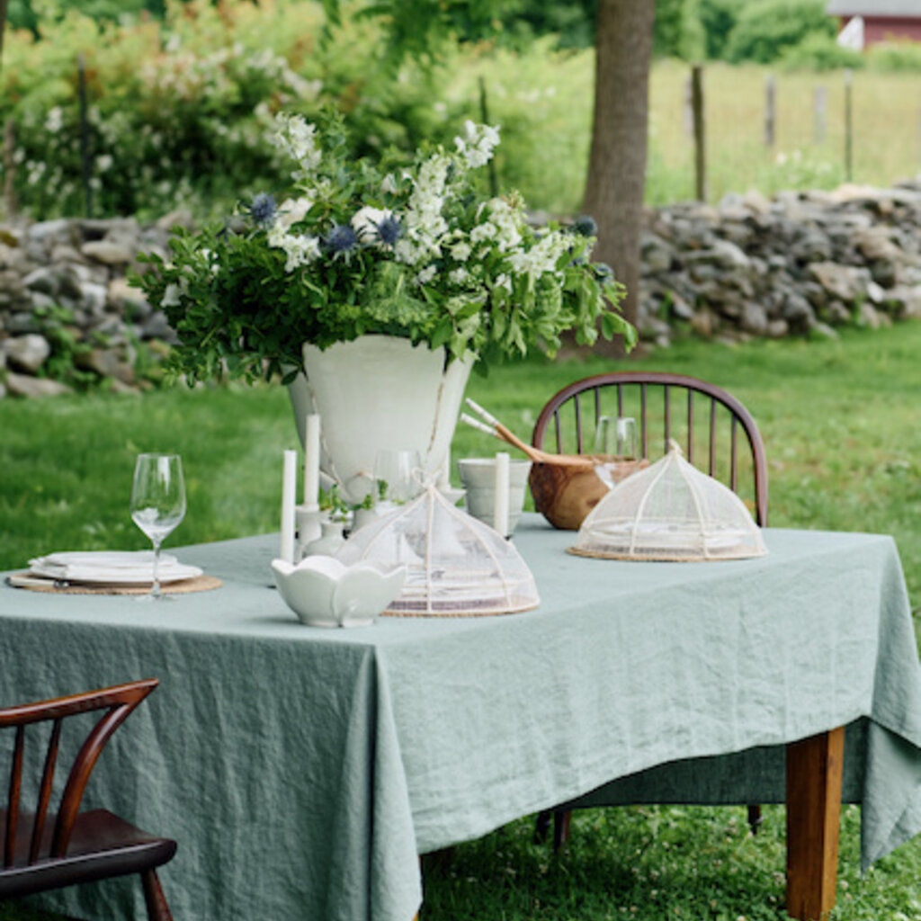 Chelsea Linen Tablecloth Collection