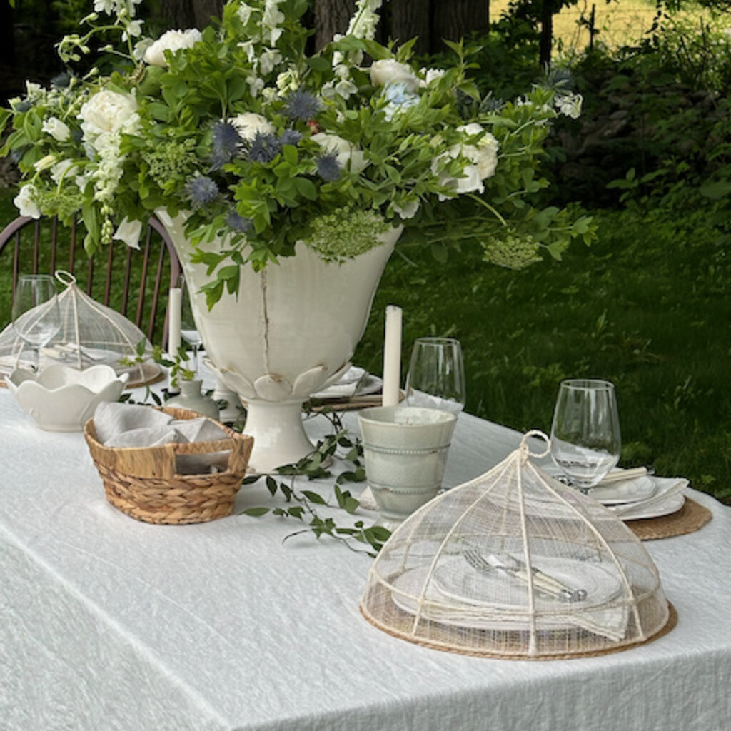 Chelsea Linen Tablecloth Collection