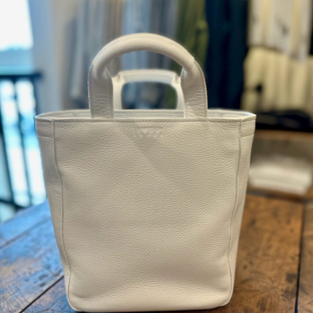 Wendy Tote