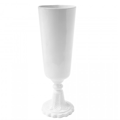Dina Vase