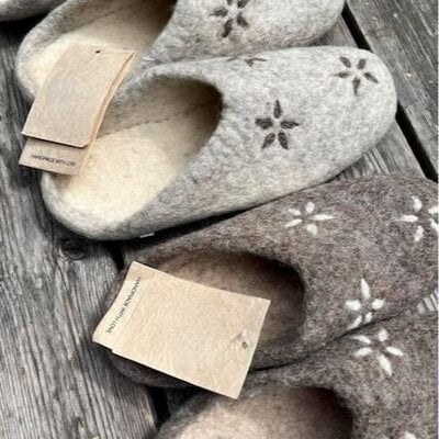 Warm Feet Slippers -