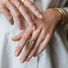 Alix D. Reynis Agathe Ring