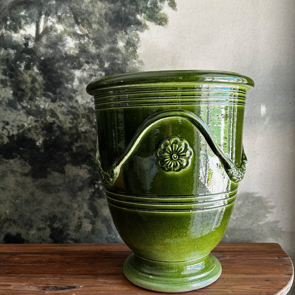Honeychurch Provence Green Urn -