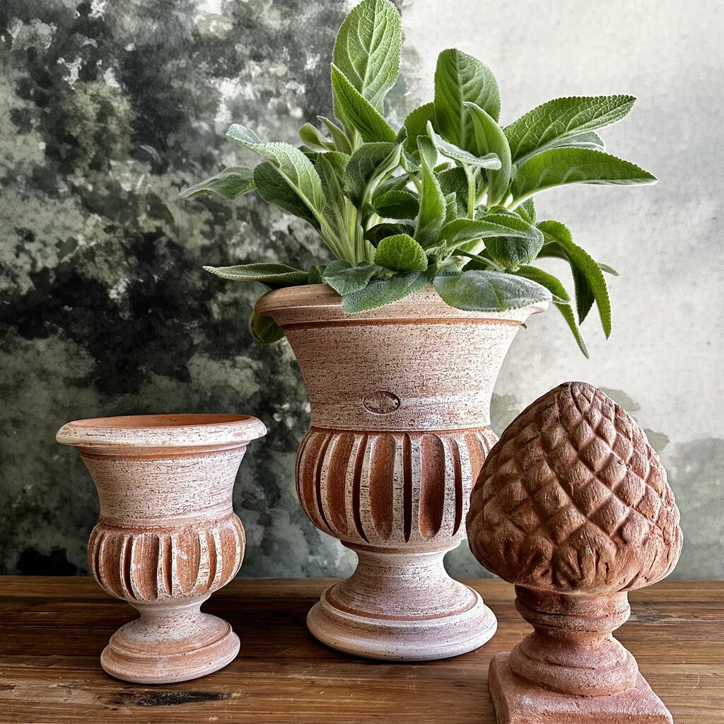 Honeychurch Provence Pinecone -
