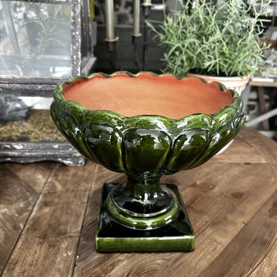 Honeychurch Provence Green Scallop Bowl