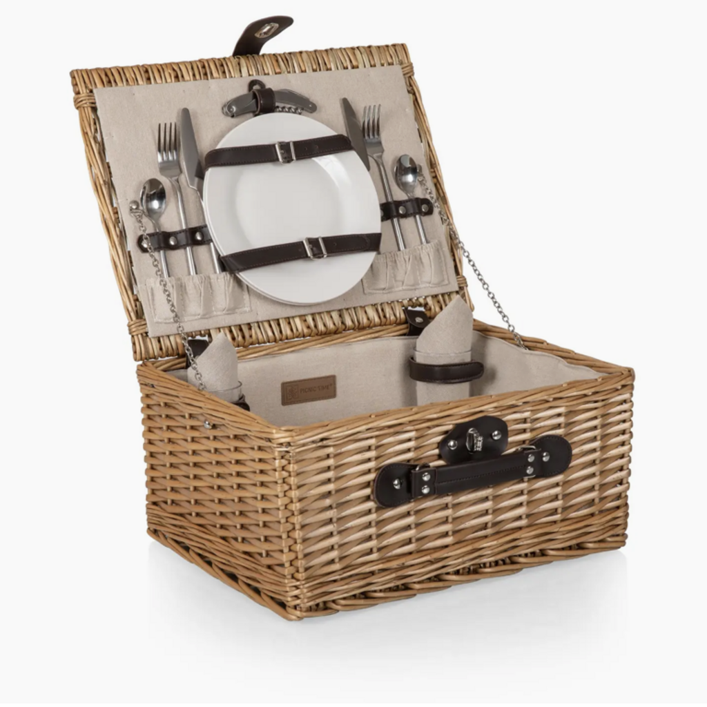 Classic Picnic Basket