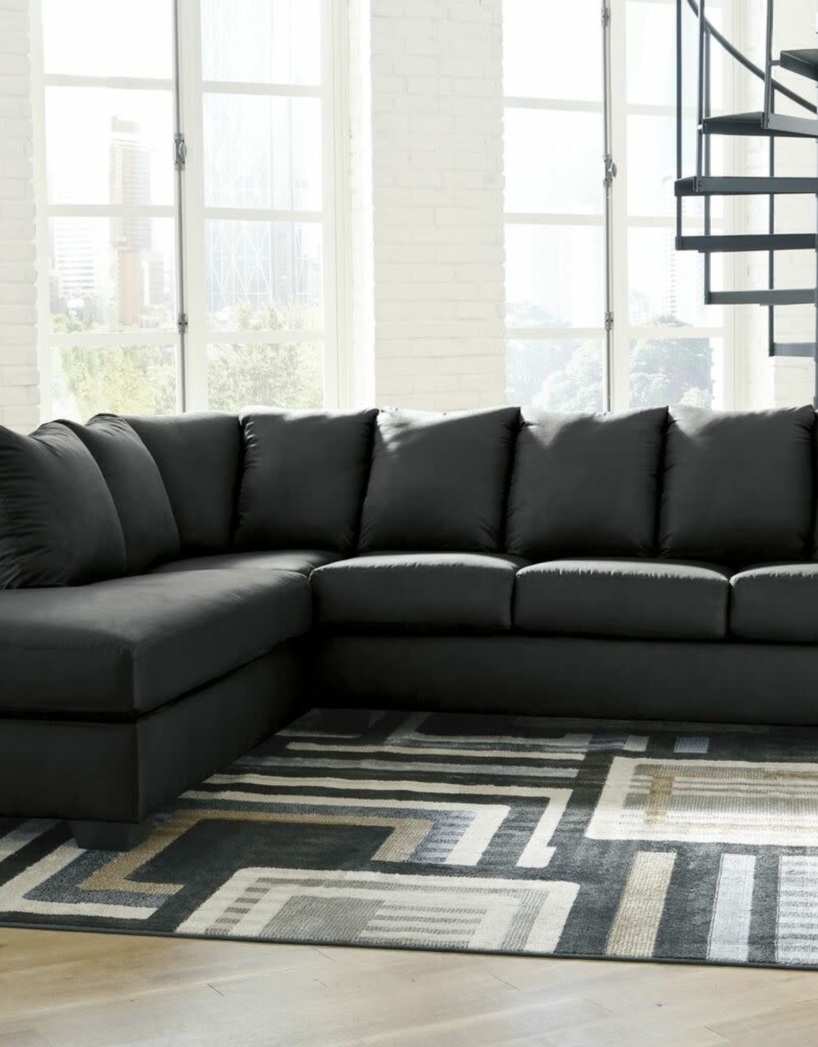 CLOSEOUT: Darcy Sectional LAF