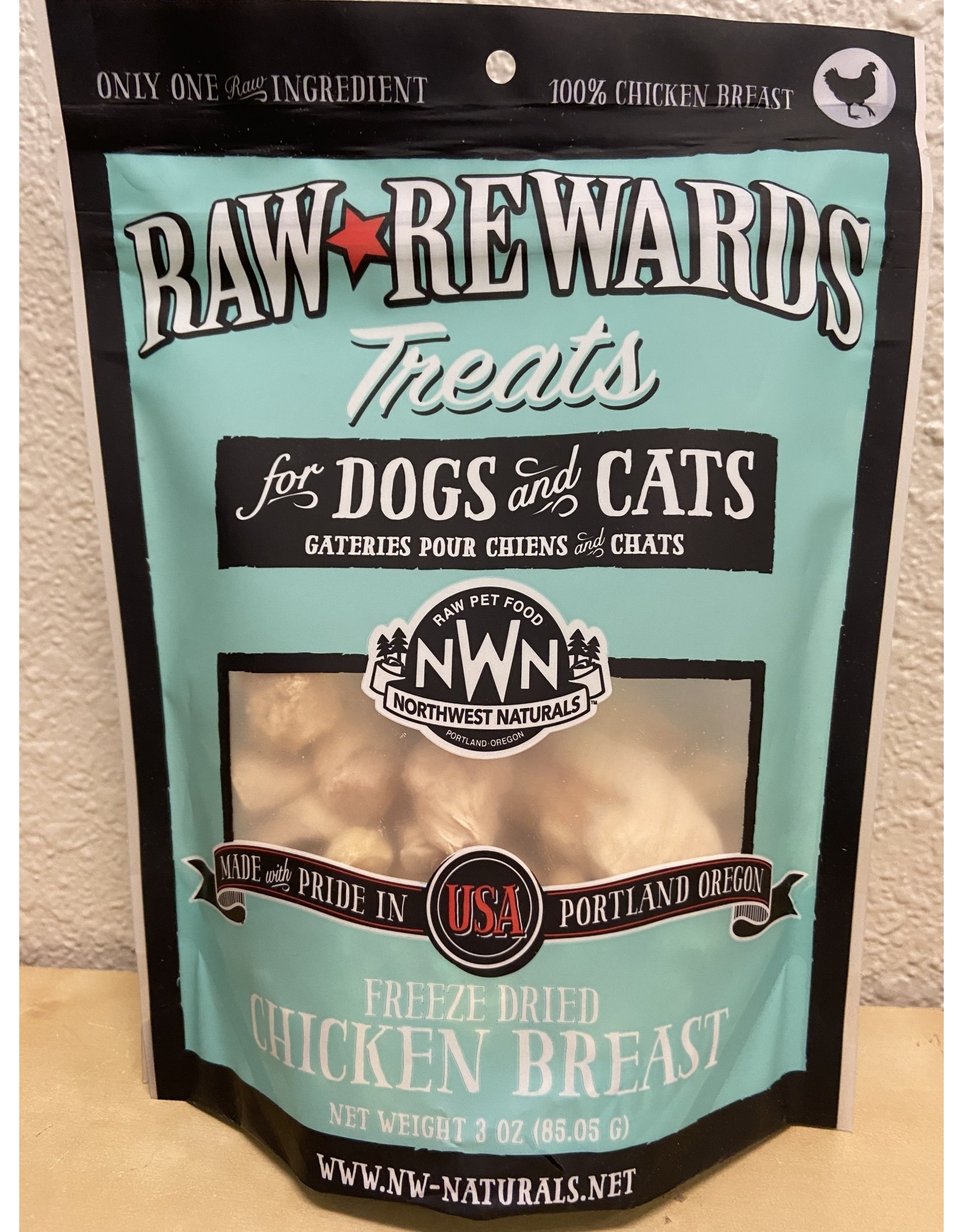 Northwest Naturals Northwest Naturals Raw Rewards Freeze Dried Chicken Breast Treats for Dogs & Cats 3oz