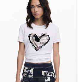 LETTER CORE Heart T-Shirt