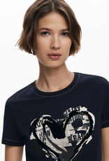 LETTER CORE Heart T-Shirt