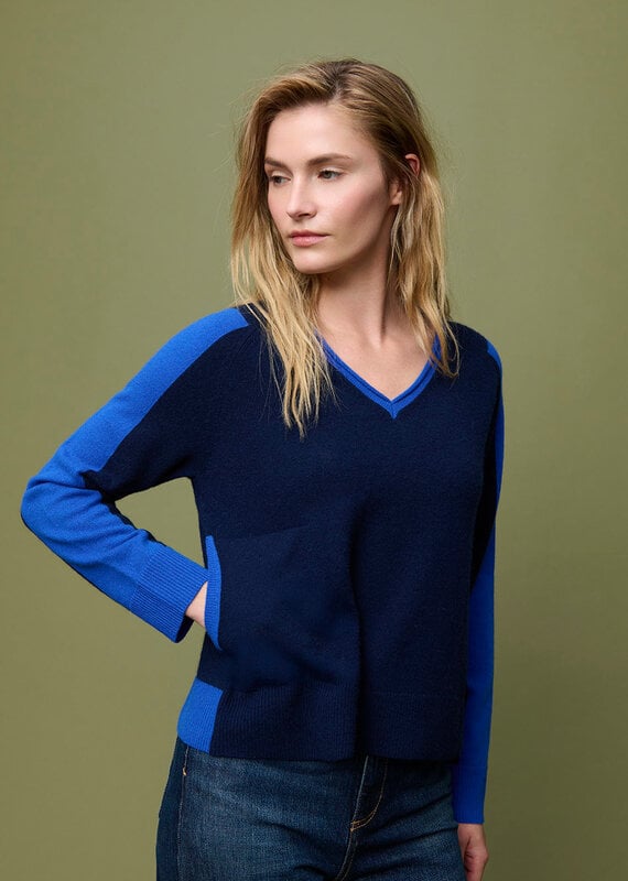 Aldo Martins Fine Merino Two Tone w/ Pocket Detail Sweater