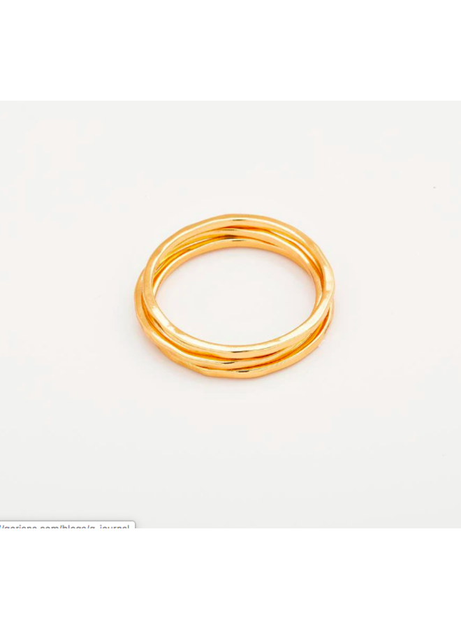 Set of 3 Gold Hammered Stacking G Rings