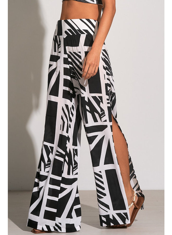 Black & White Wrap Pants by Elan -Barbados Print