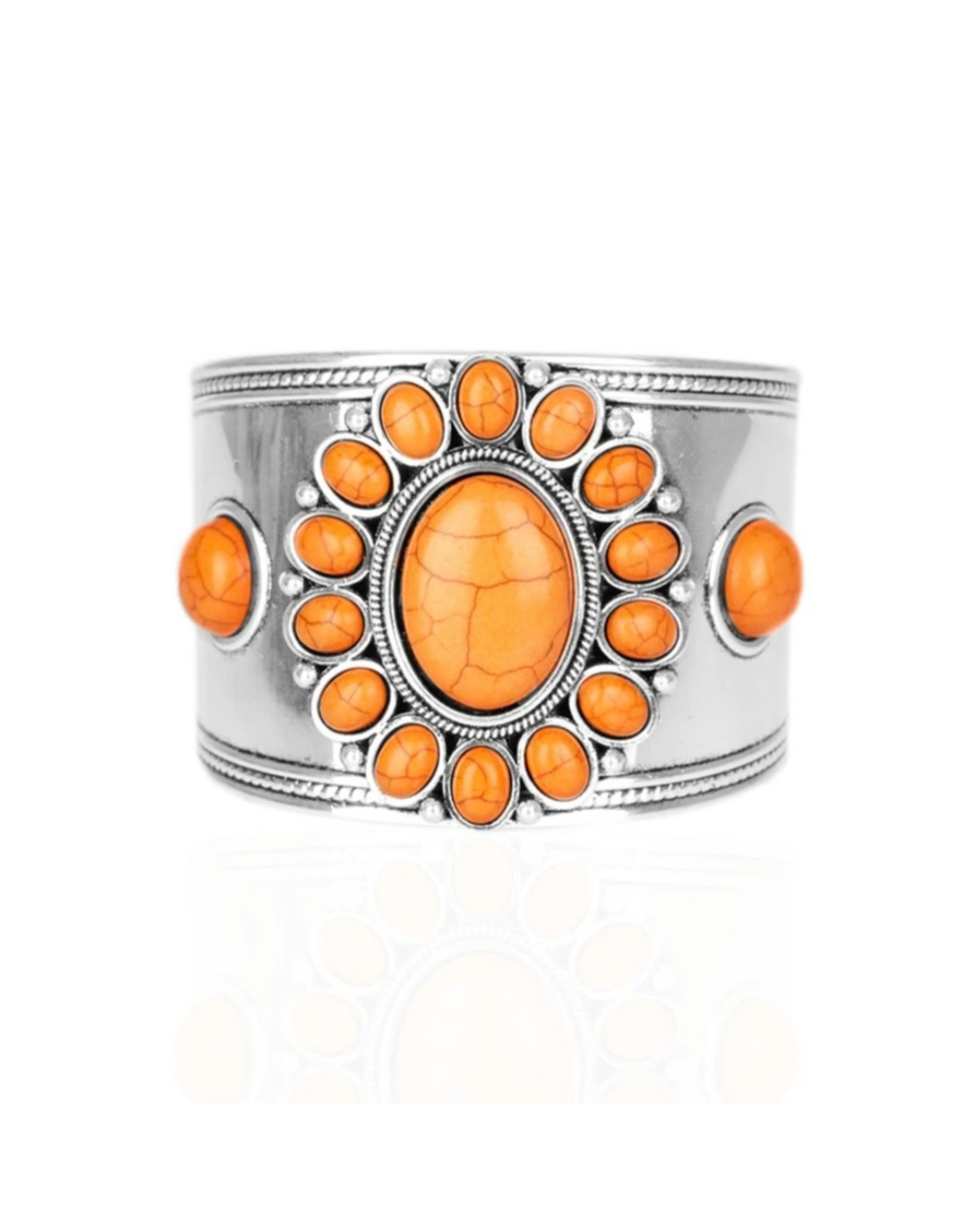 BELL'S BOUTIQUE Room to Roam - Orange Stones Silver Thick Cuff