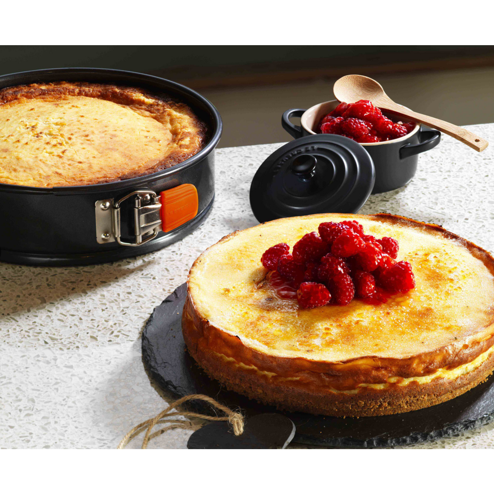 LE CREUSET LE CREUSET Non Stick Springform Pan - 20cm