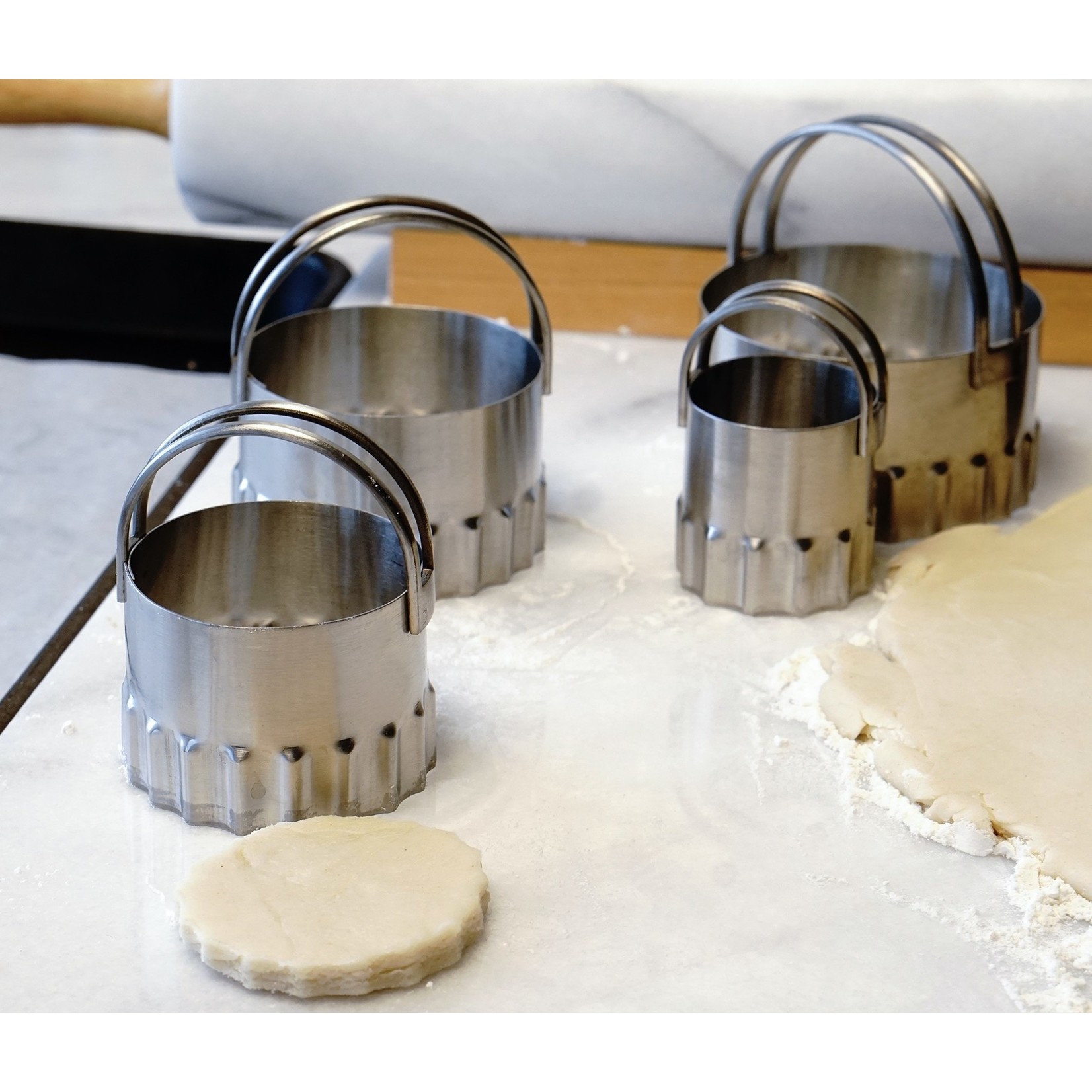 RSVP RSVP Round Ripple Biscuit Cutter S/4