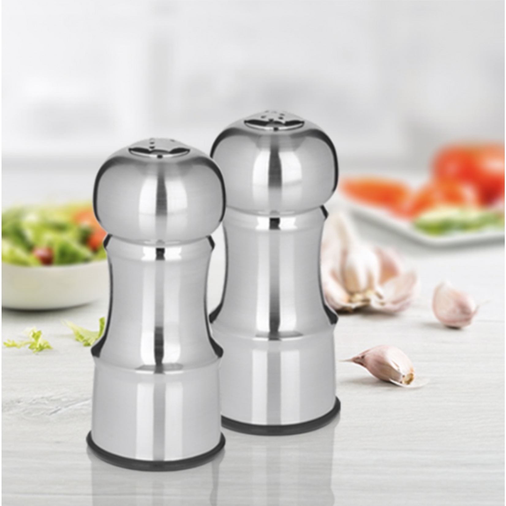 TRUDEAU TRUDEAU Salt & Pepper Shakers 4.5" - Stainless
