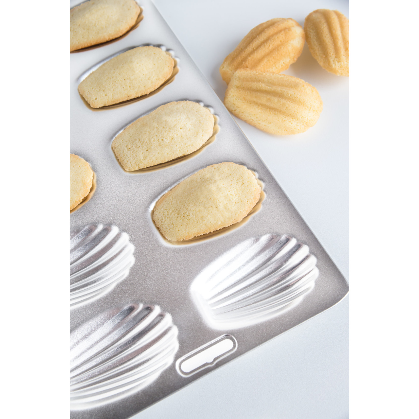 FOX RUN FOX RUN Madeleine Pan