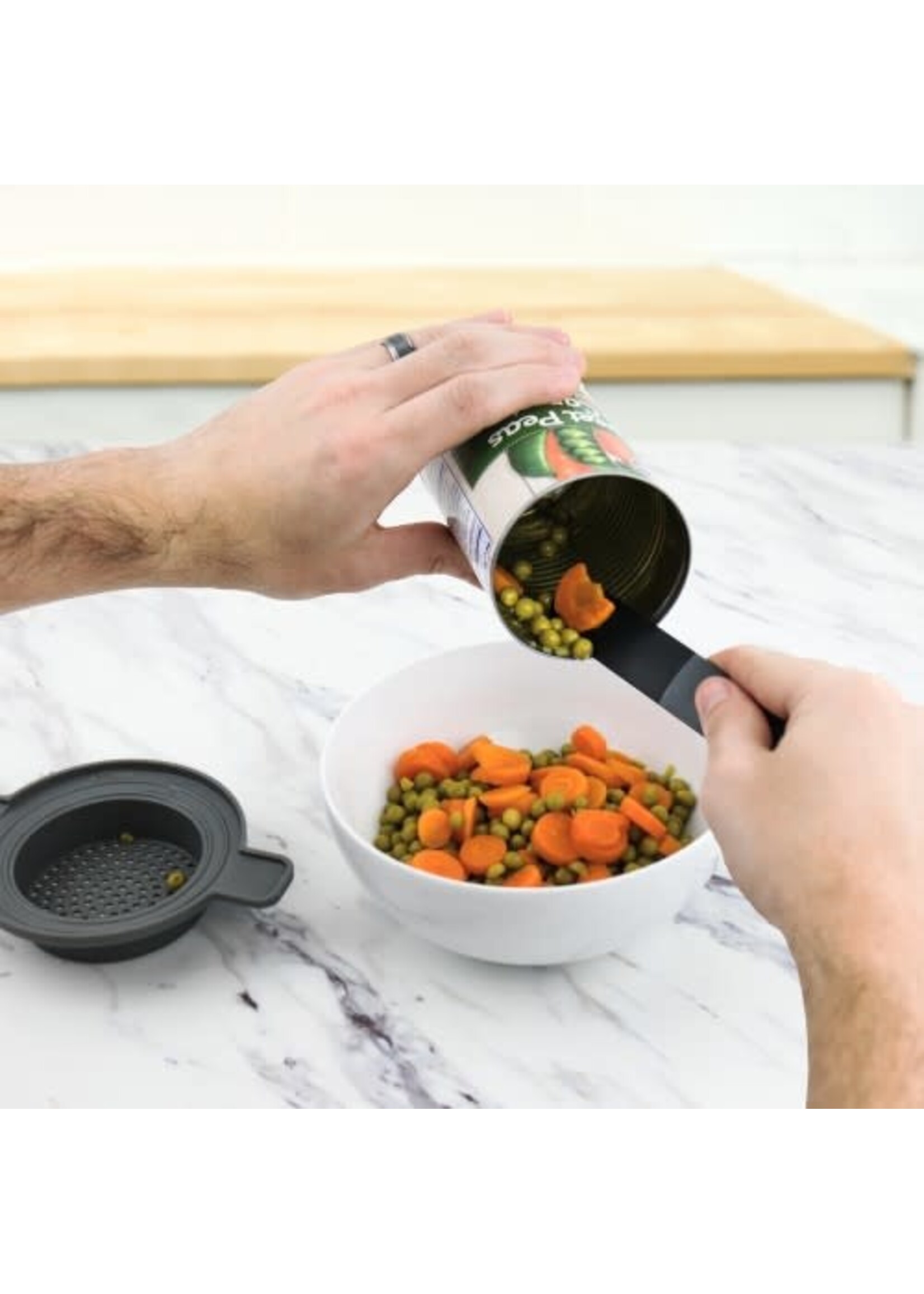 TOVOLO TOVOLO Can Strainer