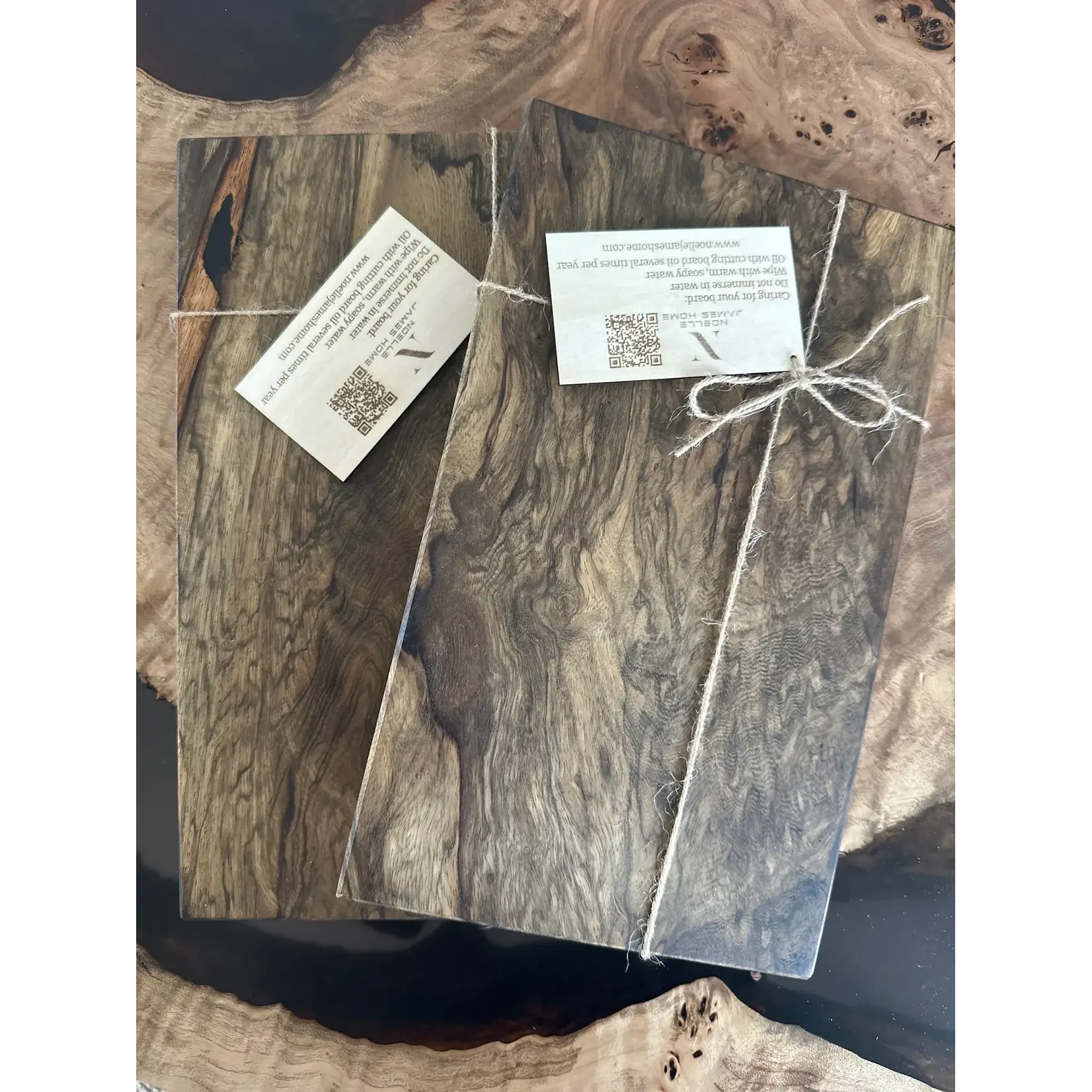 NOELLE JAMES HOME Brazilian Bocote Serving/Charcuterie Board