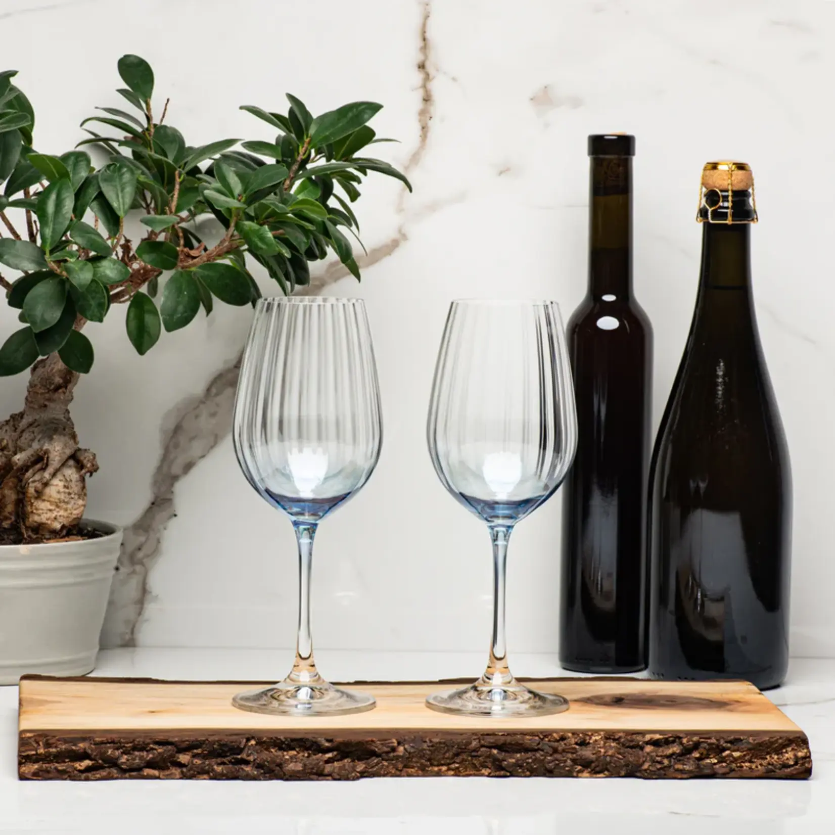 BOHEMIA CRYSTAL BOHEMIA CRYSTAL Lustre Wine Glass (350mL) - Ceylon Blue