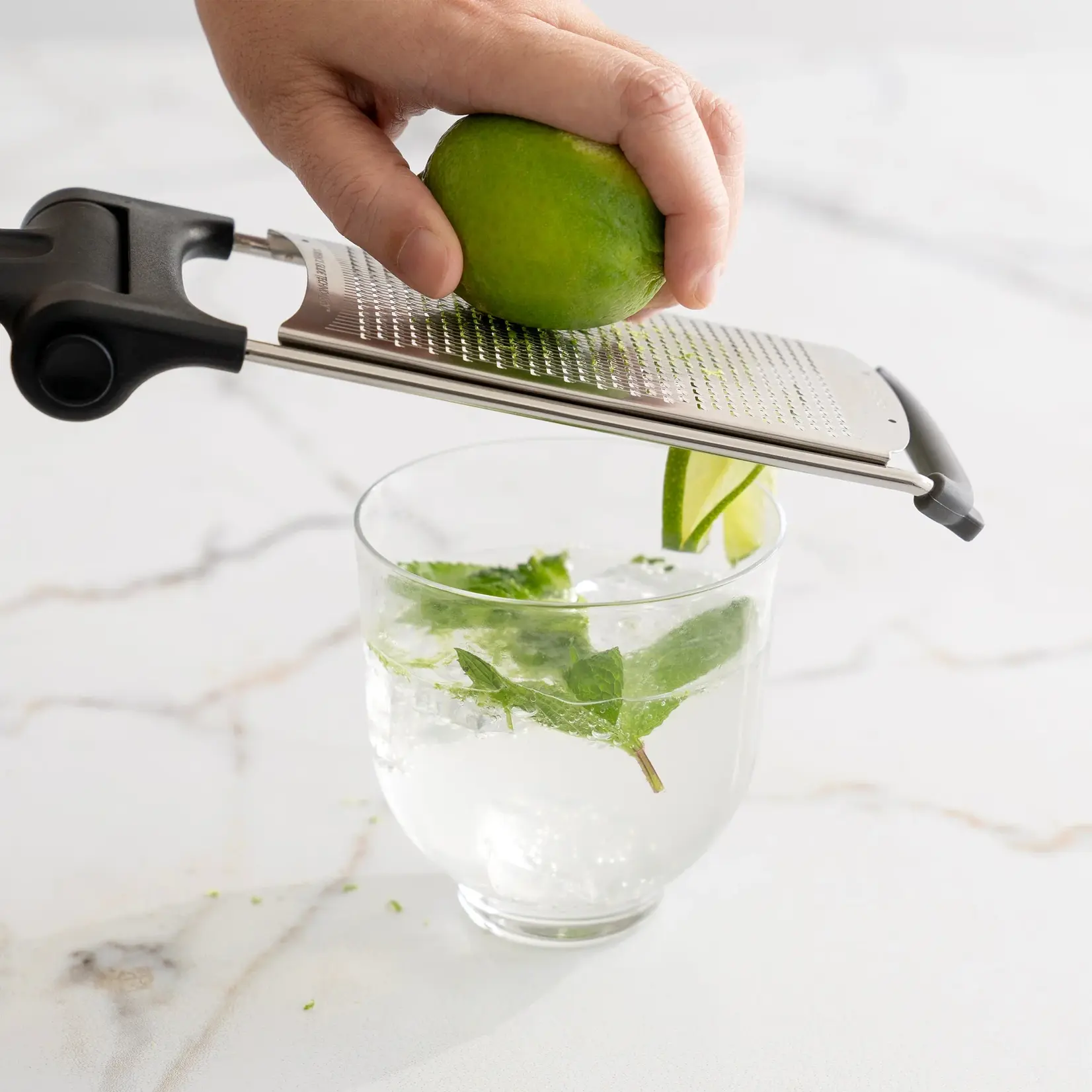 CUISIPRO CUISIPRO Folding Handle Grater - Fine